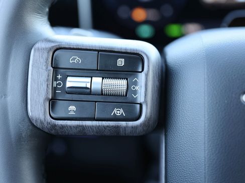 Certified 2025 Hyundai Santa Fe Limited image 39