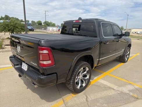Used 2022 RAM 1500 Limited w/ Body Color Bumper Group AWD/4WD image 5