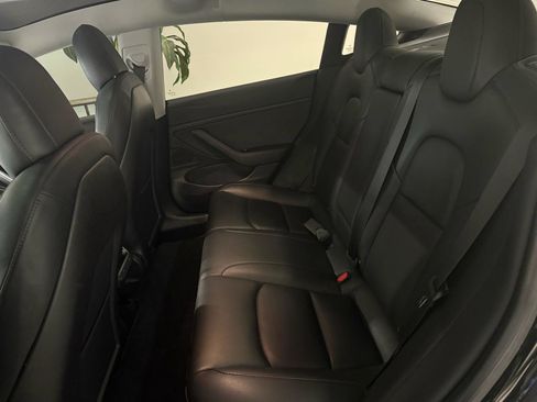 Used 2018 Tesla Model 3 Long Range image 12