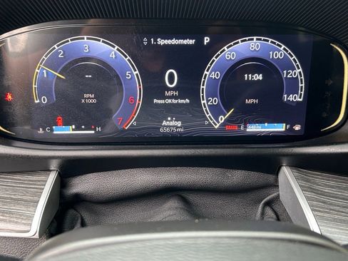 Used 2024 Jeep Wagoneer Series II w/ Flexible Seating Group image 21