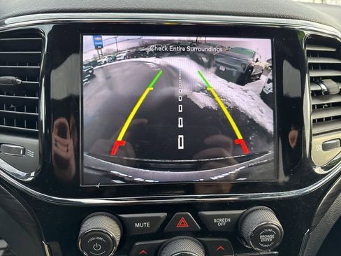 Used 2020 Jeep Grand Cherokee Altitude image 28