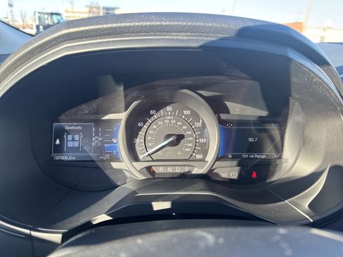 Used 2024 Ford Edge SEL image 15