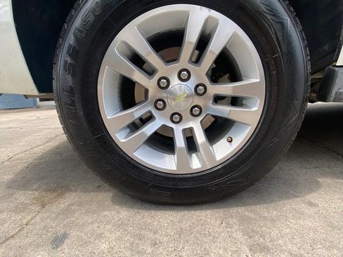 Used 2015 Chevrolet Tahoe LT RWD image 23