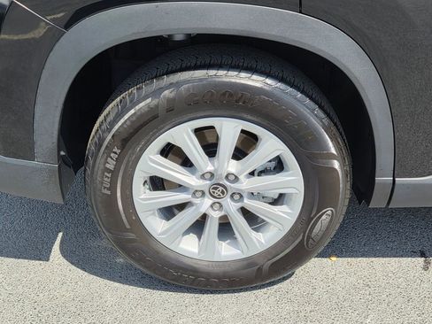 Certified 2024 Toyota Grand Highlander XLE image 16