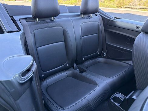 Used 2015 Volkswagen Beetle 1.8T image 16