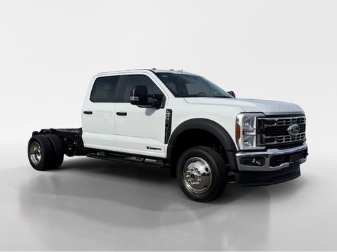 New 2026 Ford F450 XL w/ XL Chrome Package image 6