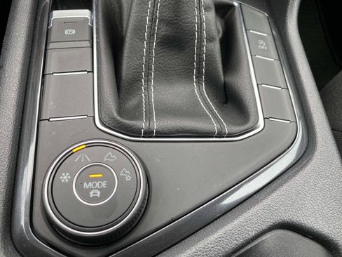 Used 2022 Volkswagen Tiguan S AWD/4WD image 17