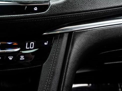 Used 2021 Cadillac XT5 Premium Luxury image 23