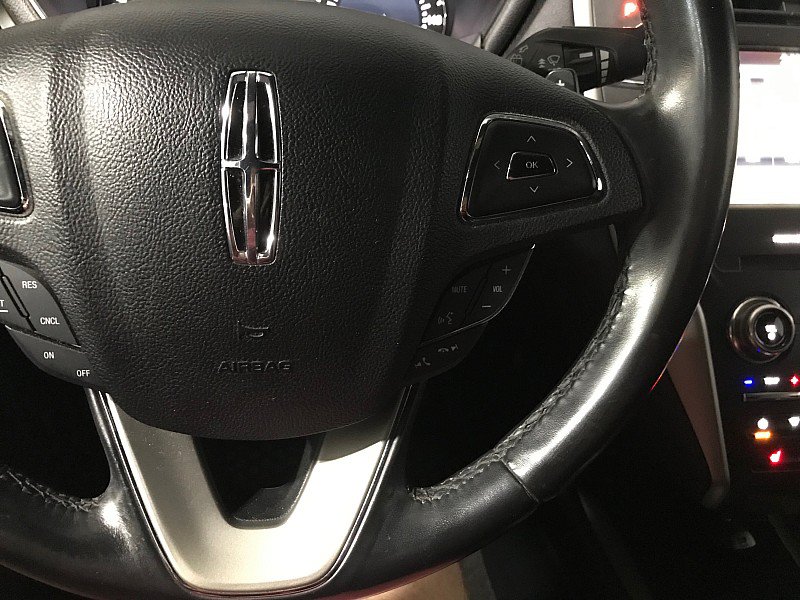 Used 2016 Lincoln MKC Select w/ Select Plus Package AWD/4WD image 25