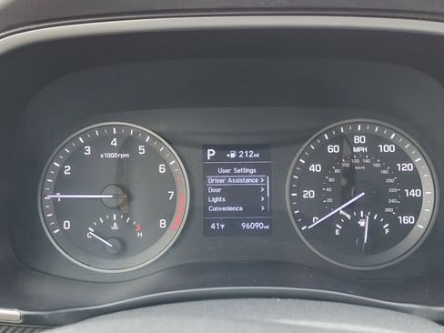 Used 2020 Hyundai Tucson SE image 15