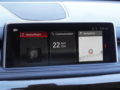 Used 2018 BMW X5 xDrive50i w/ Executive Package AWD/4WD image 25