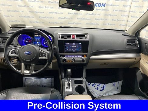 Used 2016 Subaru Outback 2.5i Premium image 12