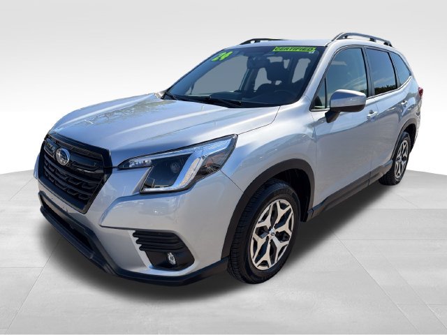 Used 2024 Subaru Forester Premium AWD/4WD image 3