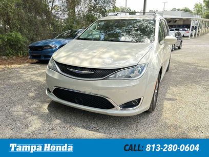 Used 2020 Chrysler Pacifica Touring-L Plus