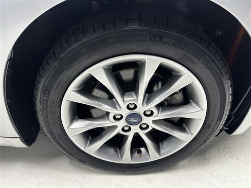 Used 2017 Ford Fusion Energi SE image 14