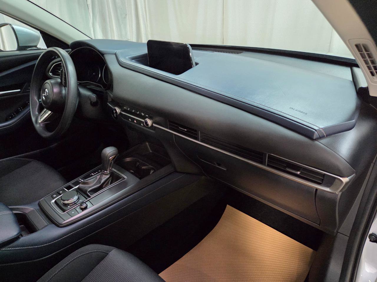 Used 2020 MAZDA CX-30 AWD image 18