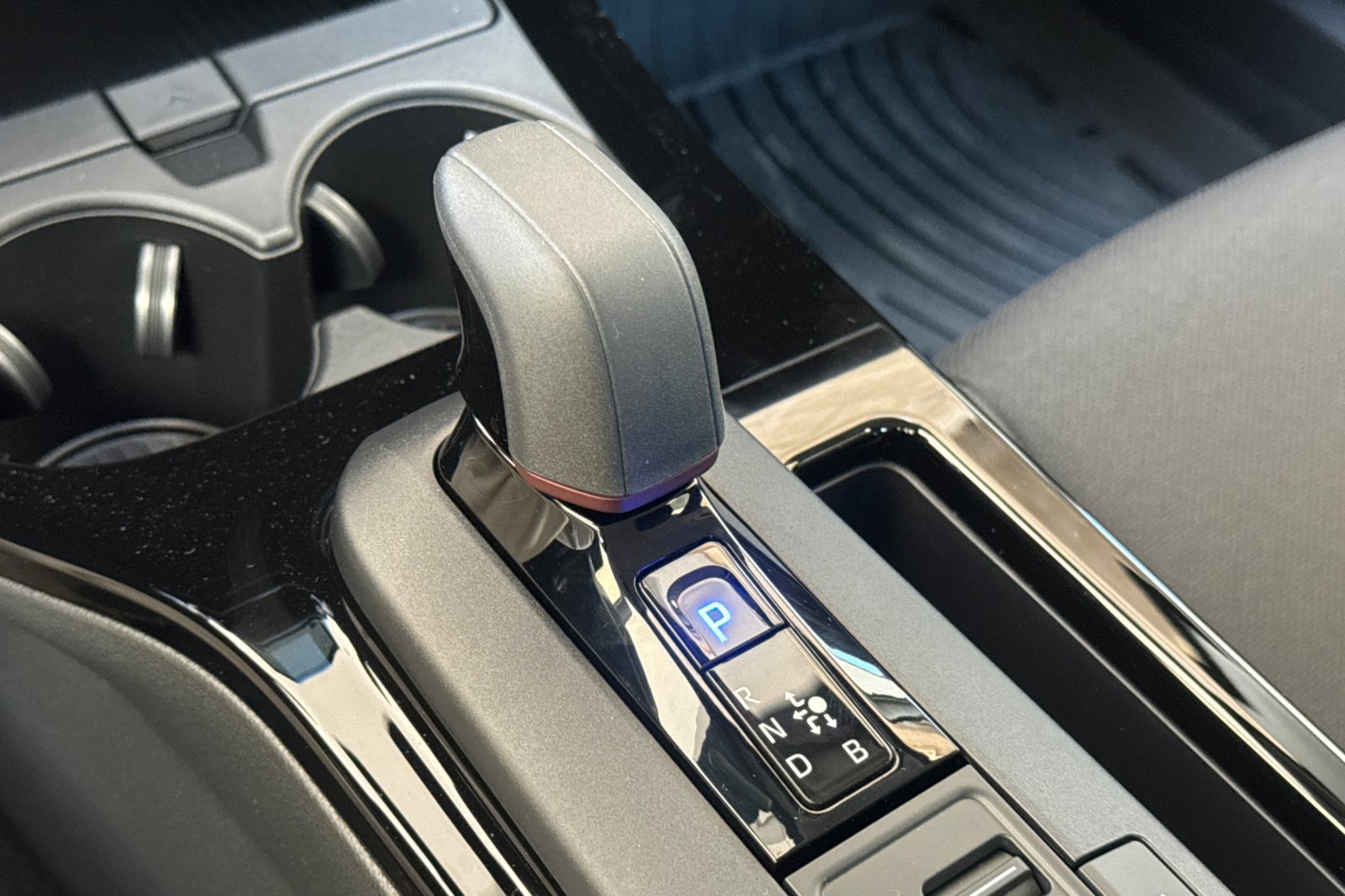 New 2027 Toyota Prius Plug-In Hybrid FWD image 23