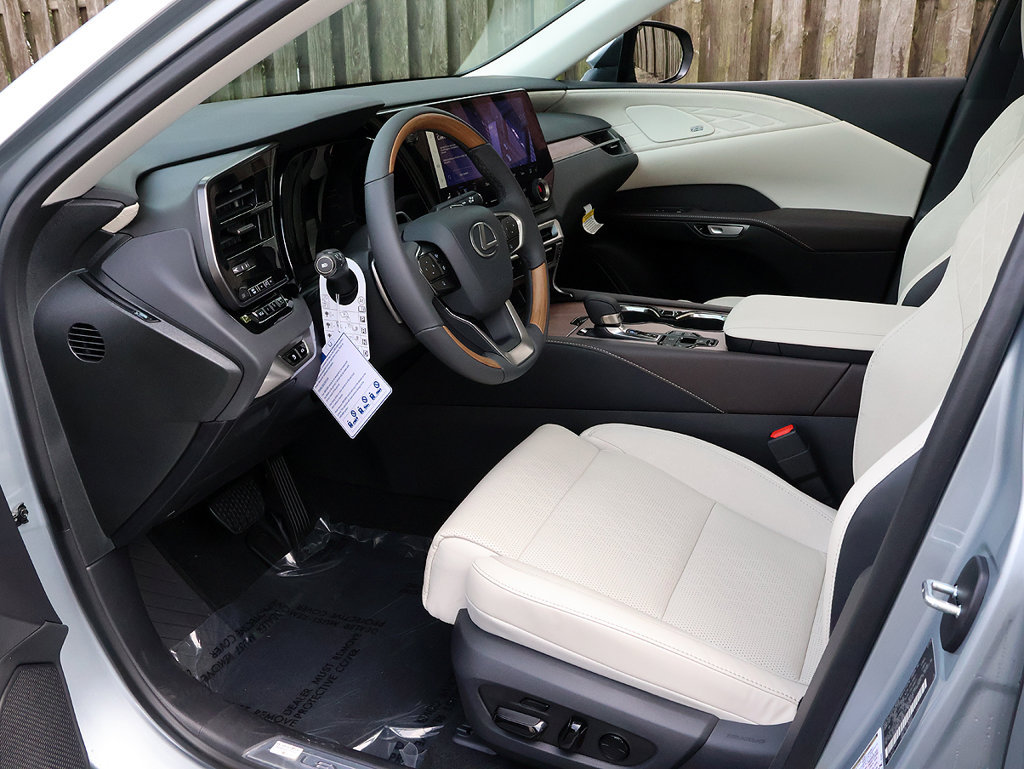 New 2026 Lexus RX 350 AWD w/ Convenience Package image 12