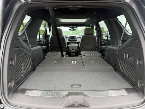 Used 2022 Chevrolet Tahoe RST image 10