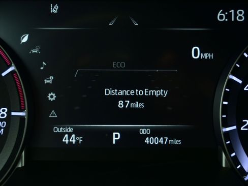 Used 2024 Toyota Highlander XLE AWD/4WD image 26
