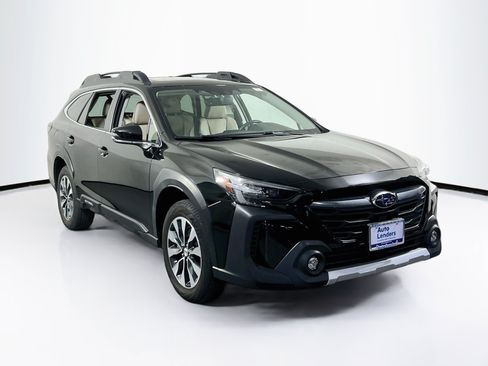 Used 2023 Subaru Outback Limited XT AWD/4WD image 3
