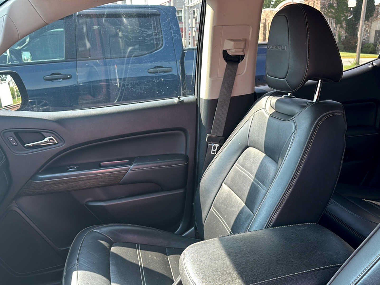 Used 2018 GMC Canyon Denali AWD/4WD image 10