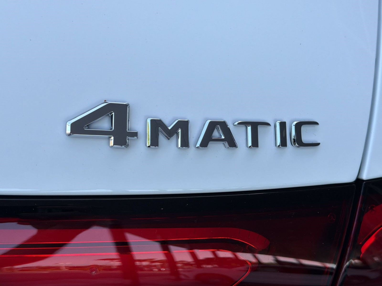 Used 2026 Mercedes-Benz GLC 300 4MATIC image 34