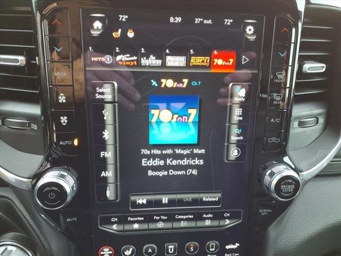 Used 2020 RAM 1500 Laramie image 24