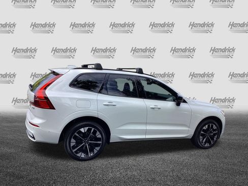 Used 2026 Volvo XC60 B5 Plus w/ Protection Package Premier AWD/4WD image 10