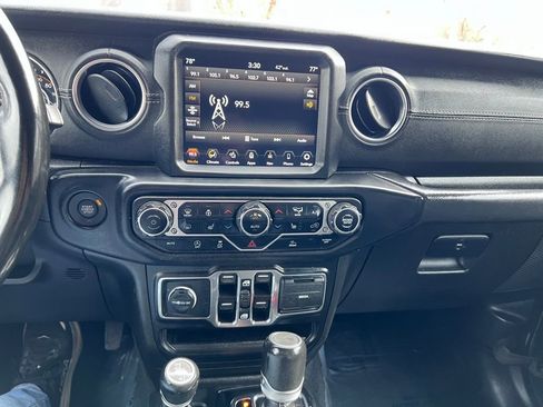 Used 2023 Jeep Wrangler Sahara w/ Cold Weather Group image 38