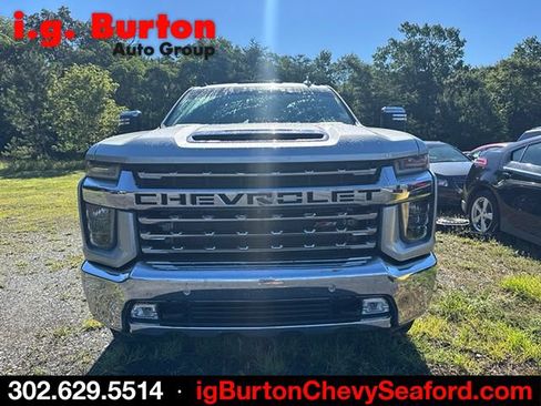 Used 2020 Chevrolet Silverado 2500 LTZ w/ LTZ Premium Package AWD/4WD image 2