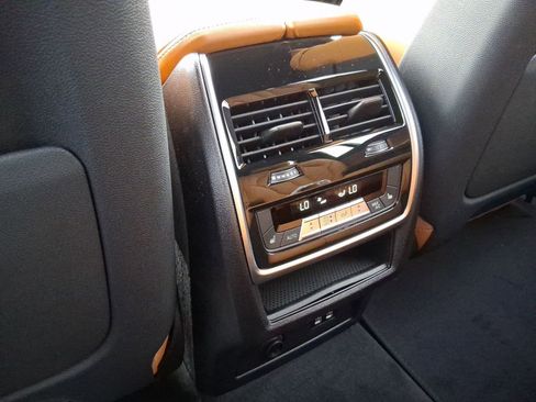 Used 2026 BMW X7 xDrive40i w/ Executive Package AWD/4WD image 30