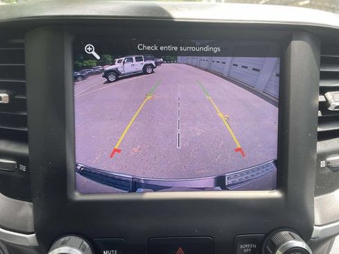Used 2021 RAM 1500 Big Horn AWD/4WD image 30