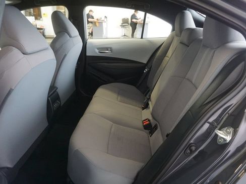 Used 2023 Toyota Corolla SE FWD image 18