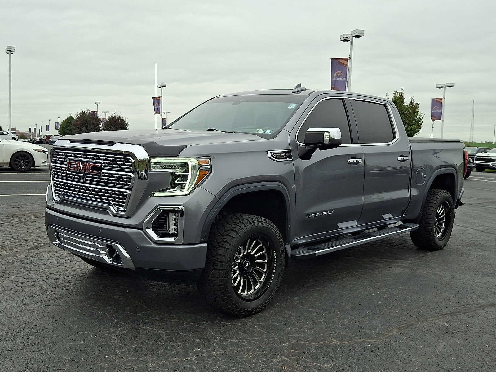Used 2021 GMC Sierra 1500 Denali w/ Technology Package AWD/4WD image 3