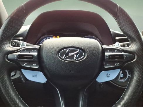 Used 2022 Hyundai Veloster N image 22