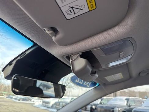 Certified 2022 Hyundai Kona SE image 37