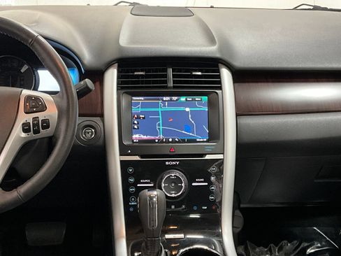 Used 2014 Ford Edge Limited w/ Equipment Group 301A AWD/4WD image 9