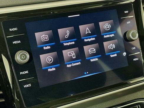 Used 2022 Volkswagen Atlas Cross Sport SEL Premium R-Line image 16