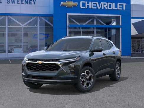 New 2026 Chevrolet Trax LT image 6