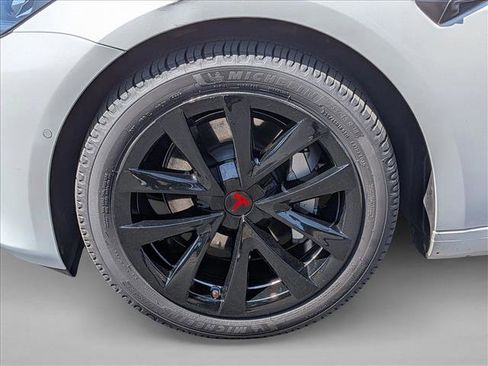 Used 2022 Tesla Model 3 Long Range AWD/4WD image 23