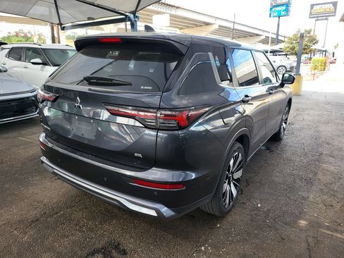 Used 2025 Mitsubishi Outlander SE AWD/4WD image 8