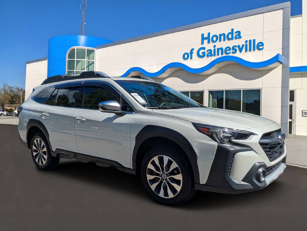 Used 2025 Subaru Outback Touring XT AWD/4WD image 1