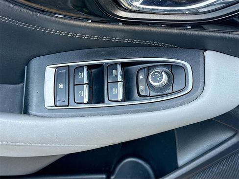 Used 2023 Subaru Outback Limited XT image 19