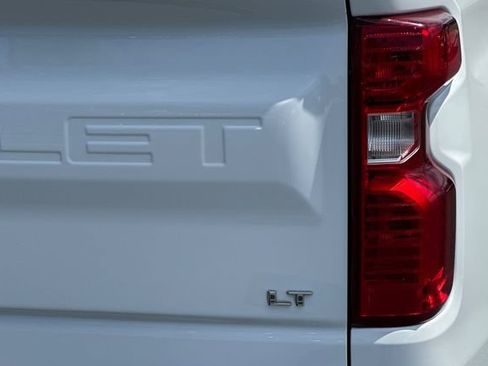 Used 2019 Chevrolet Silverado 1500 LT w/ All-Star Edition RWD image 29