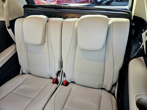 Used 2020 Mercedes-Benz GLS 450 4MATIC image 26