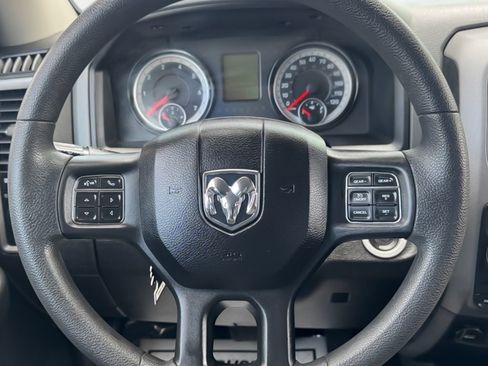 Used 2019 RAM 1500 Express AWD/4WD image 18