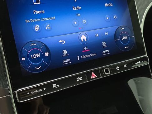 Used 2023 Mercedes-Benz GLC 300 image 18