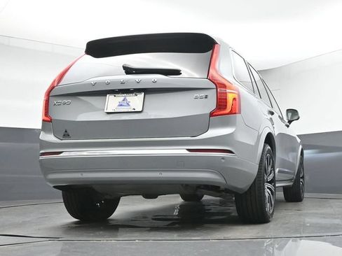 Used 2024 Volvo XC90 B5 Core w/ Protection Package Premier AWD/4WD image 40