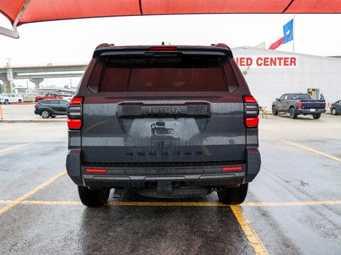 Used 2026 Toyota 4Runner TRD Off-Road Premium AWD/4WD image 9